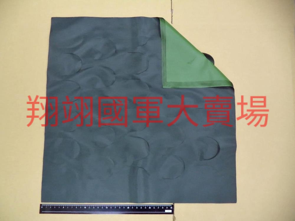 草綠偽裝網布45×45cm(正方型)(45片/包)